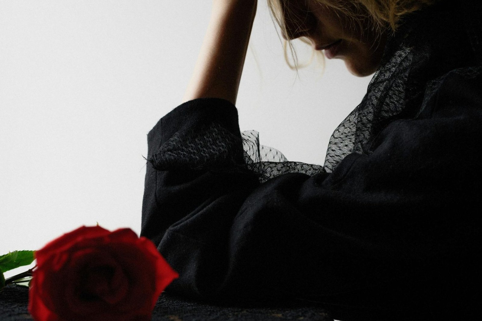 pexels-kseniachernaya-8986687